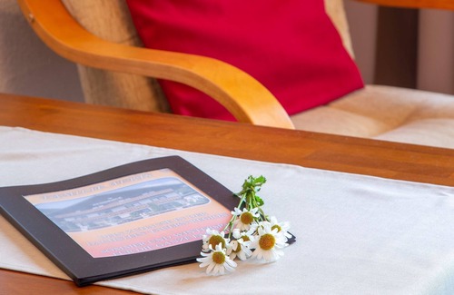 Schildlehen Apartamento | Hotel Residence - double room, shower, toilet