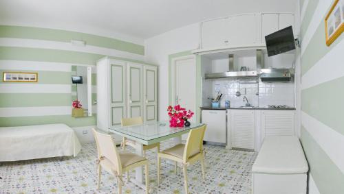Lipari Historic Centre Apartamento | Hotel Residence Mendolita