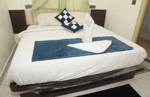 Whitefield Cabina | Hotel Rest O ITPL