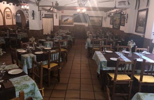 Arcos de la Frontera Hotel | Hotel Restaurante Calderon