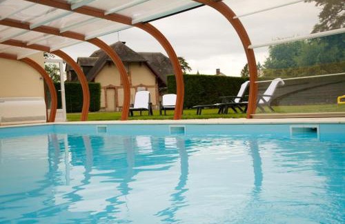 Neuvy-sur-Barangeon Complejo | Hotel-Restaurant Domaine de la Grande Garenne