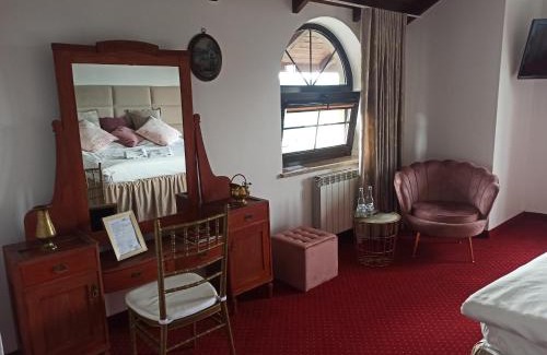 Rymanow-Zdroj Cama Y Desayuno | Hotel Restauracja Jaś Wędrowniczek