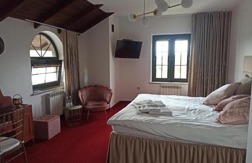 Rymanow-Zdroj Cama Y Desayuno | Hotel Restauracja Jaś Wędrowniczek