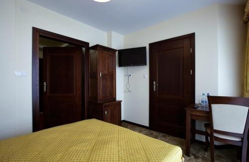 Zurawica Hotel | Hotel Restauracja VILLA BOLESTRASZYCE- PRZEMYŚL