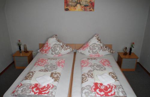 Maximin Hotel | Hotel Restaurant Balkan