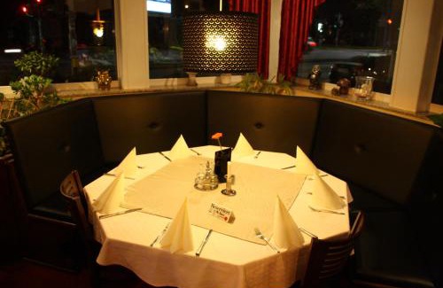 Maximin Hotel | Hotel Restaurant Balkan
