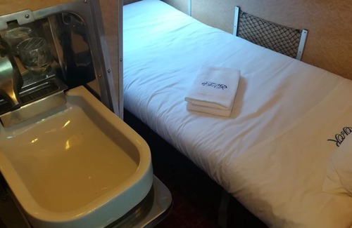 Dracy-Saint-Loup Cama Y Desayuno | Hotel Restaurant Train des Reves