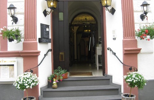 Bernkastel Hotel | Hotel-Restaurant Kastel