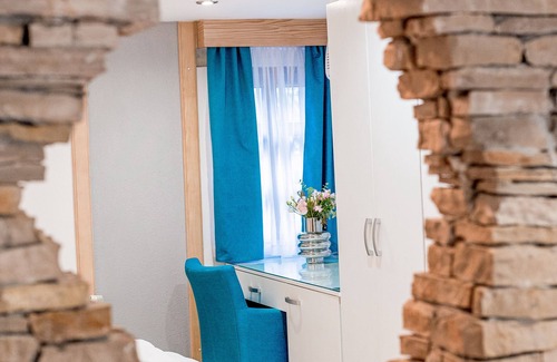 Mostar Old Town Hotel | Hotel-Restaurant Kriva Cuprija