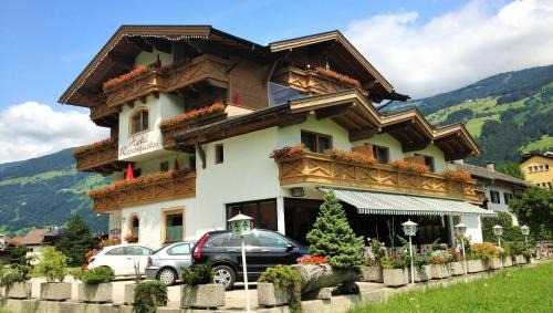 Zell am Ziller Hotel | Hotel Restaurant Rosengarten