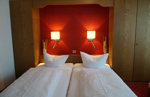 Maikammer Hotel | Hotel Restaurant Zum Goldenen Ochsen