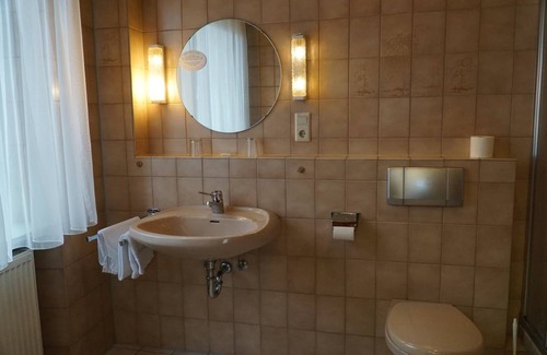 Maikammer Hotel | Hotel Restaurant Zum Goldenen Ochsen