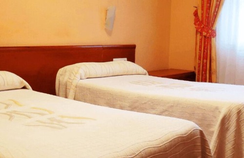 Oca de Arriba Hotel | Hotel Restaurante América