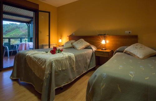 Valdés Hotel | Hotel Restaurante Canero