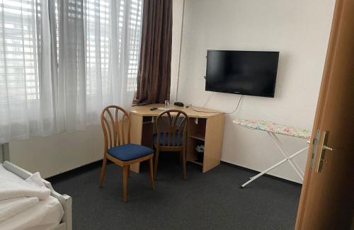 Oberesslingen Hotel | Hotel RI
