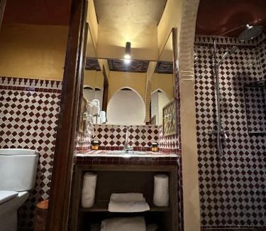 Boulanouare Casa | Hotel Riad Xaluca