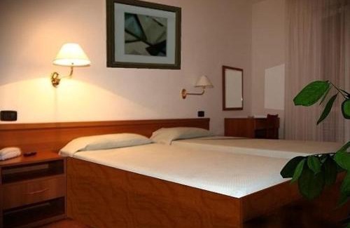 Sasso Marconi Hotel | Hotel Ristorante La Bettola