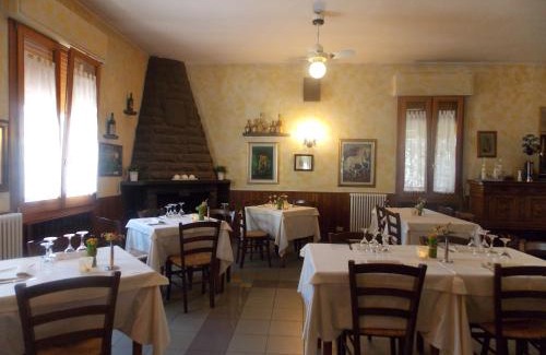 Sasso Marconi Hotel | Hotel Ristorante La Bettola