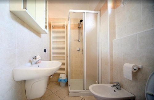 Colico Hotel | HOTEL RISTORANTE ROMA
