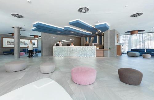 Playa del Inglés Hotel | Hotel Riu Papayas - All Inclusive
