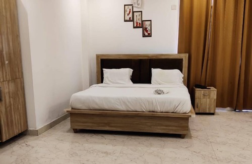 New Delhi Hotel | Hotel Rivasa Regency