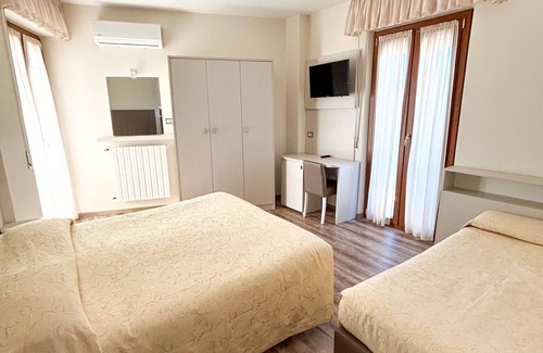 Porto San Giorgio Hotel | Hotel Riviera