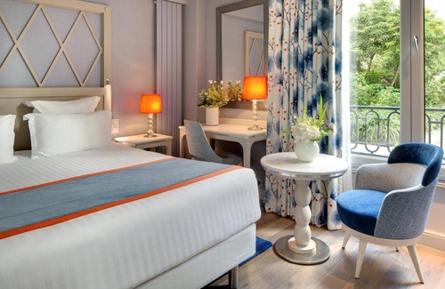 8th Arrondissement Hotel | Hotel Rochester Champs Elysées