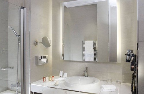 8th Arrondissement Hotel | Hotel Rochester Champs Elysées