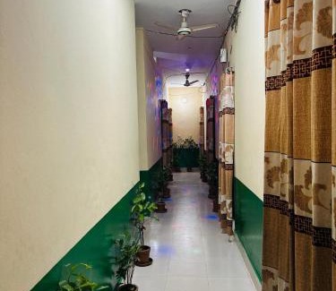 Dhaka Hotel | Hotel Rongdhanu Residential