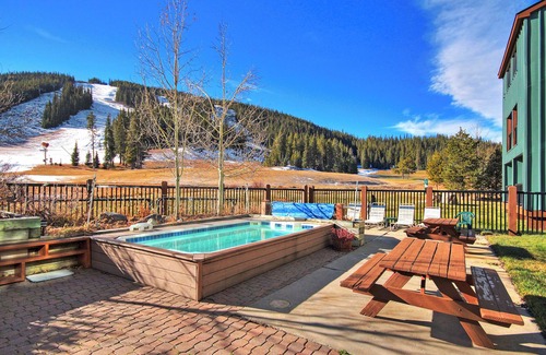 East Village at Copper Condominio | Hotel Room, Ski in/Ski out! Large Hot tub. Perfect Location FP200
