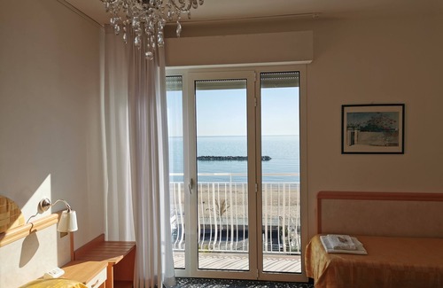 Porto San Giorgio Hotel | Hotel Rosa Meublè