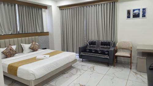 Ahmedabad Casa | Hotel Rose Gold