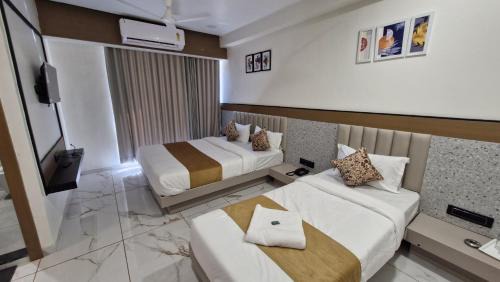 Ahmedabad Casa | Hotel Rose Gold
