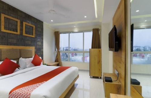 Vadodara Hotel | Hotel Rose Gold