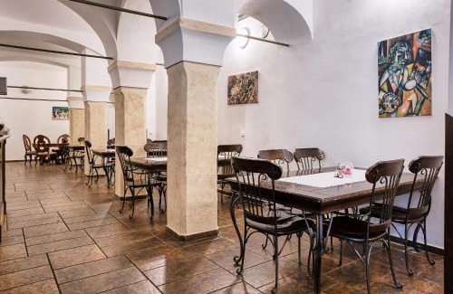 Chomutov Hotel | Hotel Royal