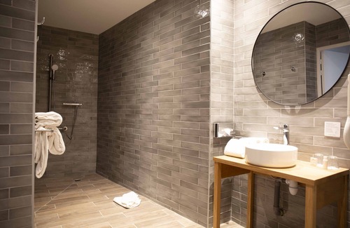 Gares Hotel | Hotel Royal