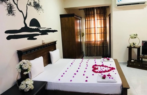 Gonawala Hotel | Hotel Royal Grand Paradise