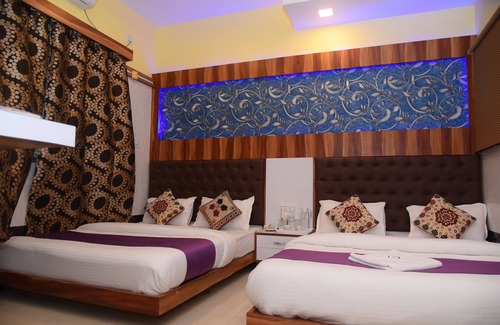Mangalore Cabina | Hotel Royal Inn