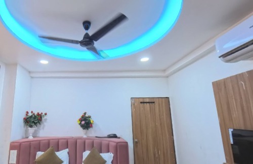 Nadiad Casa | Hotel Royal Palace in