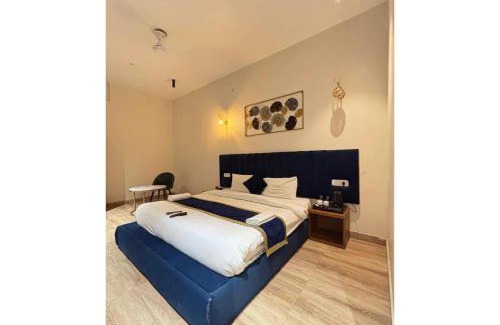 Faizabad Casa | Hotel Royal Palm Inn होटल रॉयल पाम इन्न