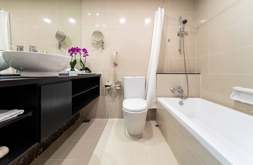 Rochor Hotel | Hotel Royal Queens