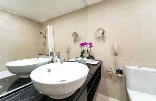 Rochor Hotel | Hotel Royal Queens