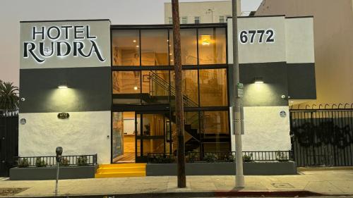 Hollywood Hotel | Hotel Rudra - Hollywood