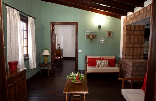 Los Silos Hotel | Hotel Rural Finca La Hacienda