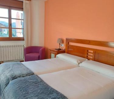 Soto del Barco Hotel | Hotel Rural Foncubierta
