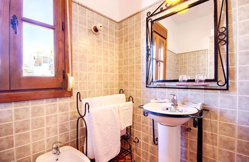 Alcaucín Hotel | Hotel Rural Sierra Tejeda