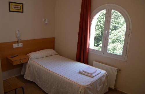 Fuenteheridos Hotel | Hotel Rural Villa Onuba