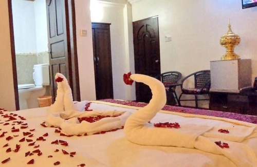 Mandalay Hotel | Hotel Sahara