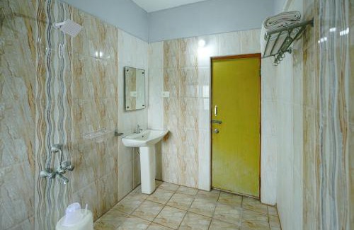 Tirupati Hotel | Hotel Sai Golden Rooms Deluxe