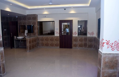 Gorakhpur Hotel | Hotel Sai Grand